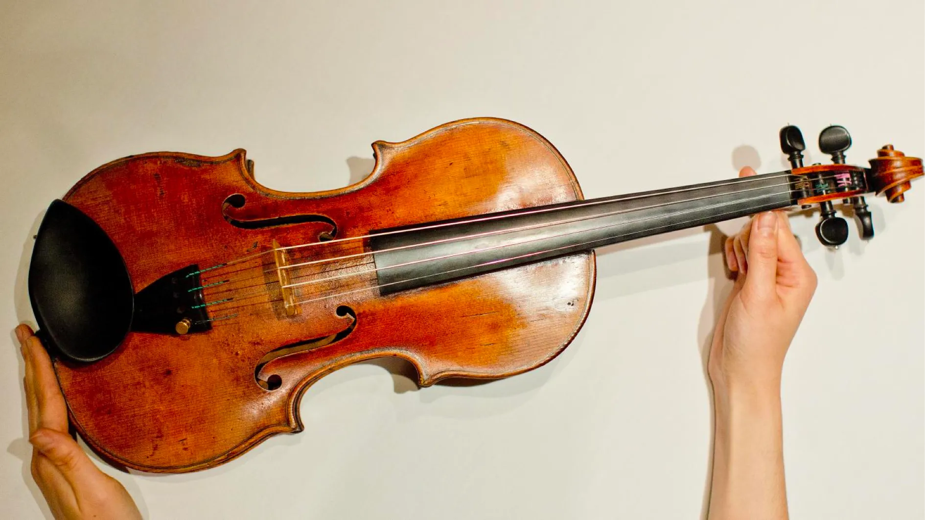 Stradivarius to Poland after World War II
